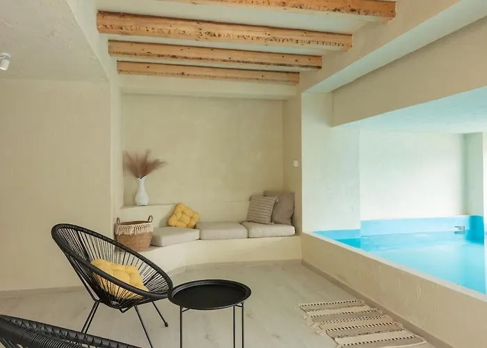 Georgiannas D 아파트 Kómboi