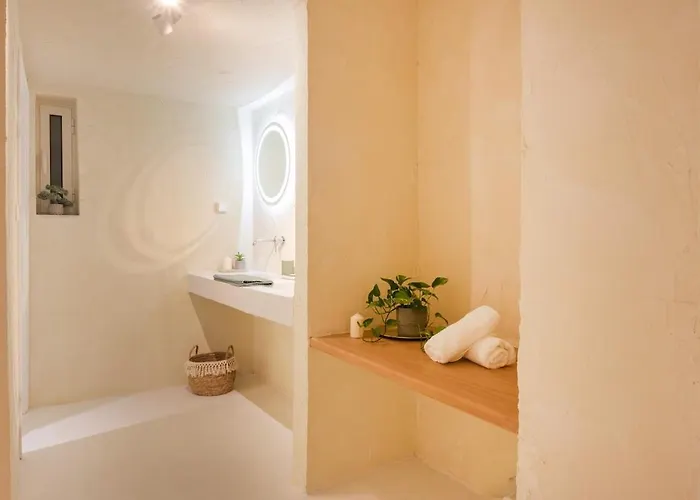 Georgiannas D * Kómboi